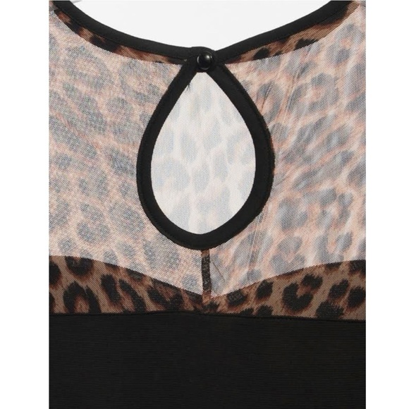 π₯ *Vintage Rock Steady Leopard Mesh Top* π₯ - Picture 7 of 8